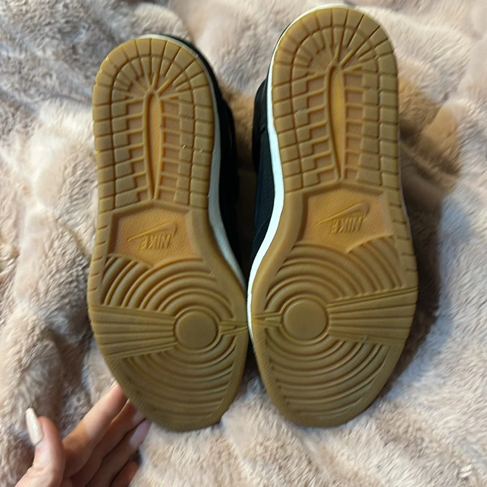 Nike wedge sneakers